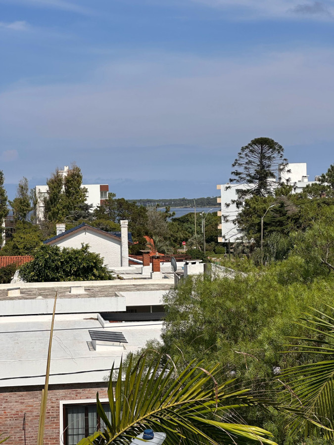 Casa en venta playa Mansa 