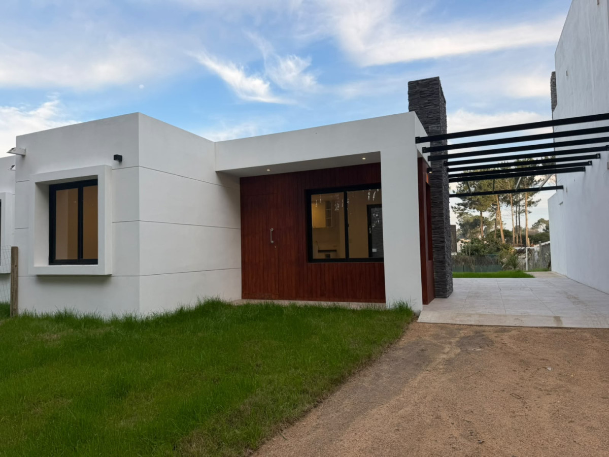 Casa en venta 3 dormitorios 2 baños Burnett