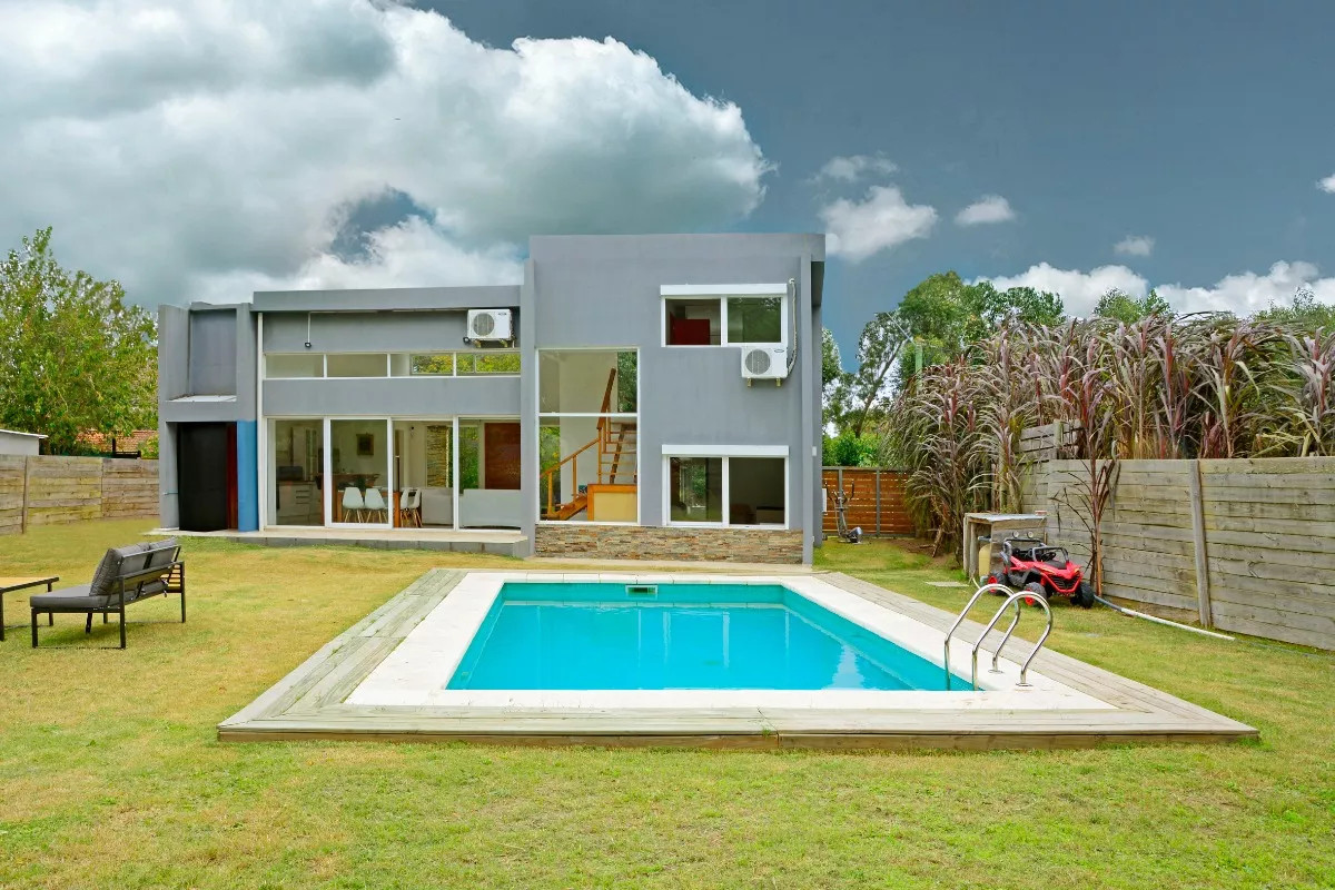 Venta de exelente casa en Punta del Este. Marly.