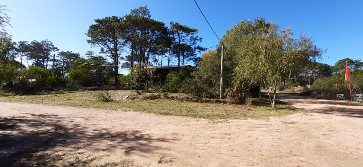 Terreno en Punta del Diablo Padron 59469 16 mts x 31,25 mts