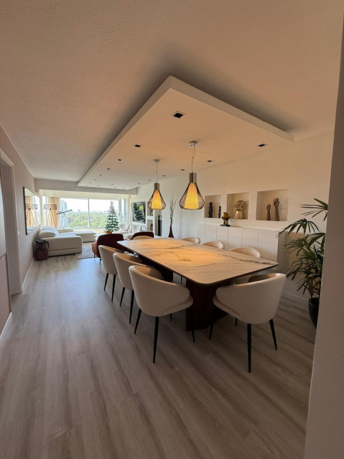 VENTA DE APARTAMENTO DE 3 DORMITORIOS 4 BAÑOS VISTA AL MAR ROOSEVELT