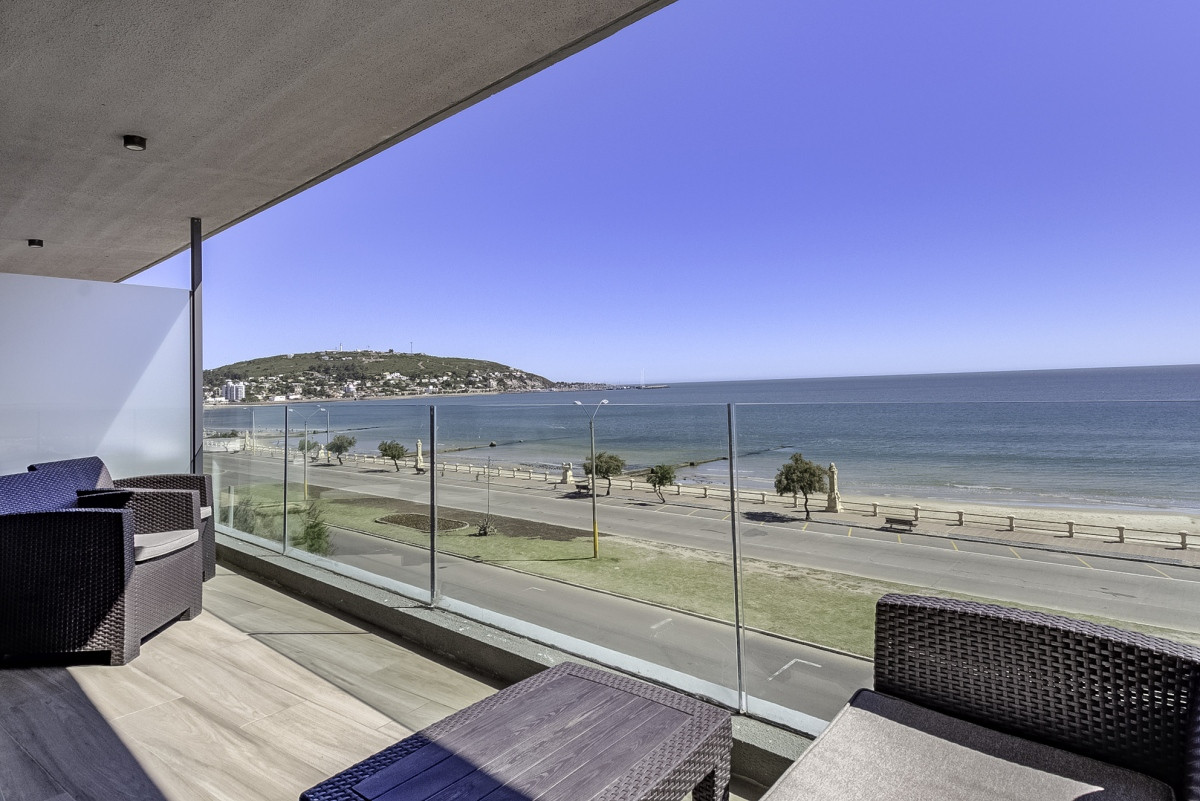 Apartamento En Piriápolis de 1 Dormitorio en Alquiler