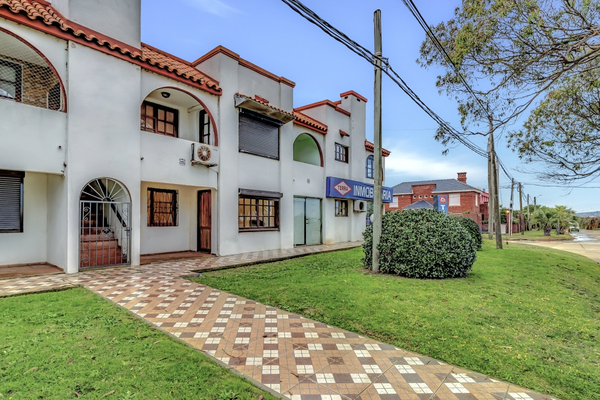 Apartamento En Venta Piriapolis 2 Dormitorios 1 Baño