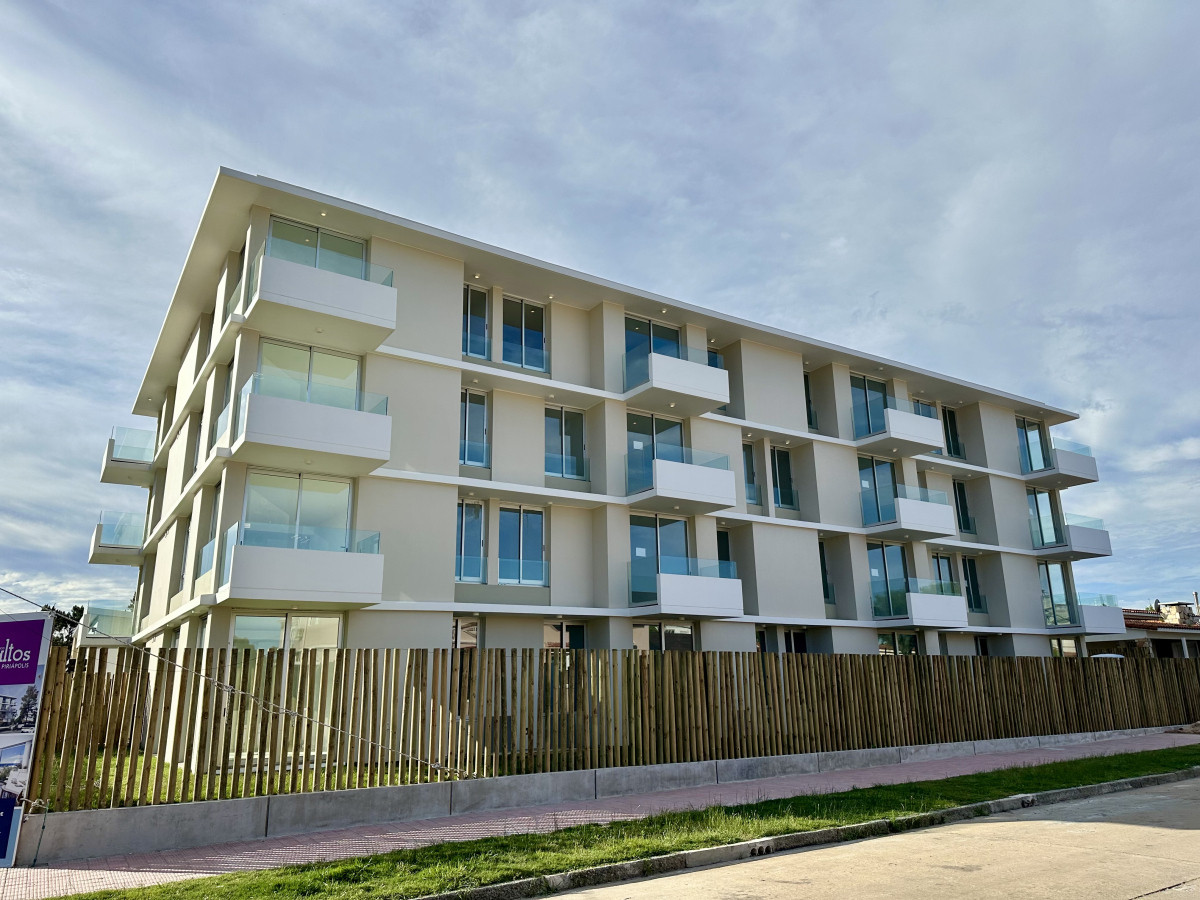 Venta apartamento a 1 cuadra del mar Piriapolis