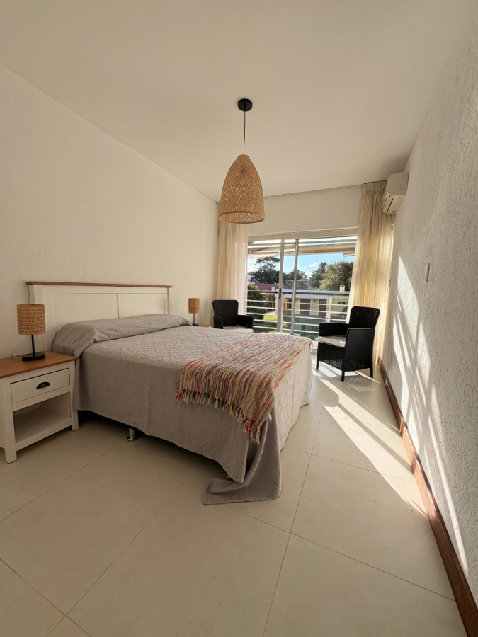 Apartamento en venta y alquiler de 1 dormitorio en mansa 