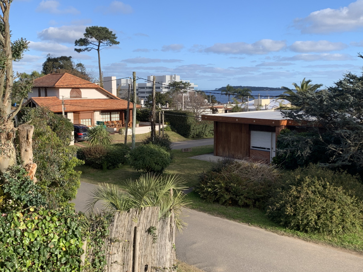 Apartamento En Venta 2 Dormitorios Playa Mansa 