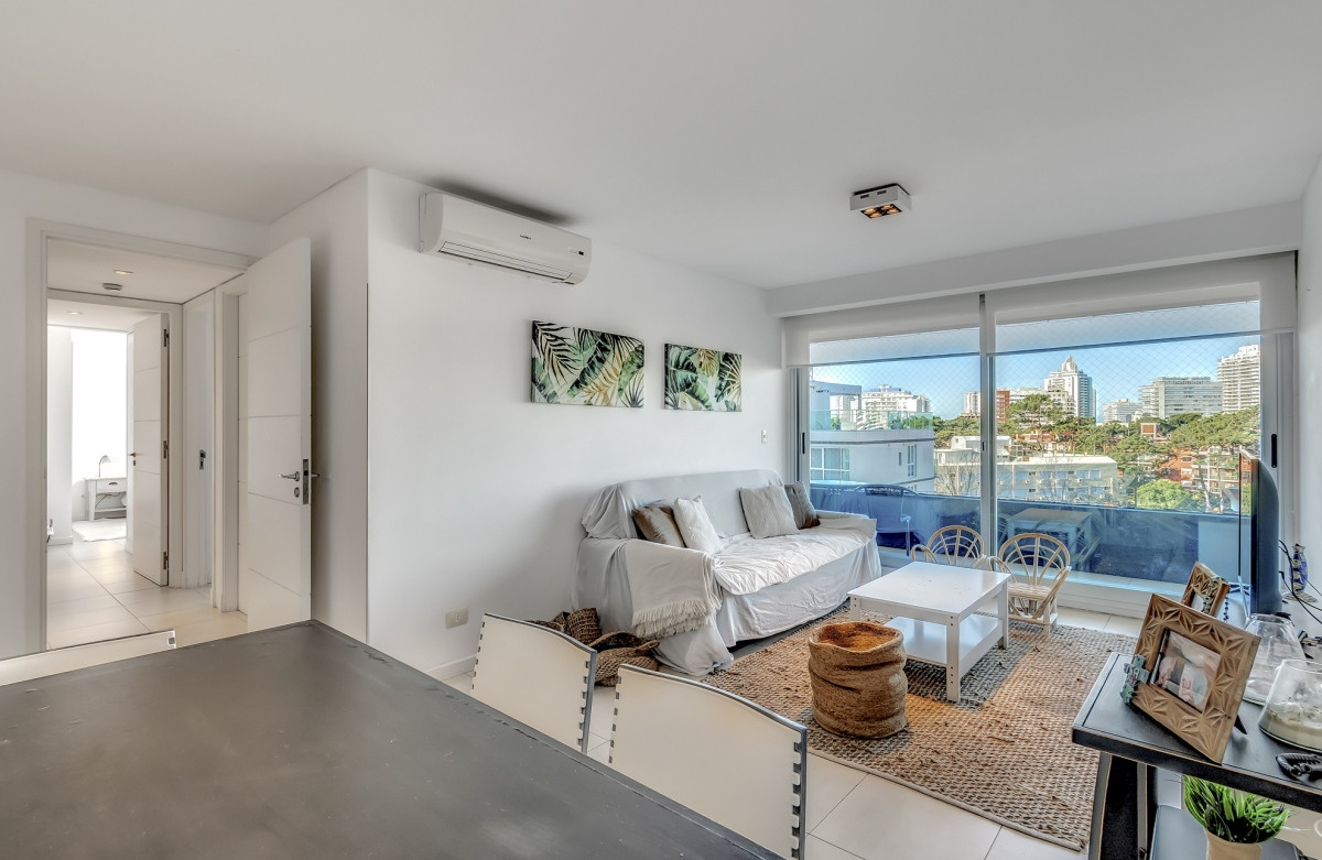 Venta de Apartamento de 2 Dormitorios 2 Baños Aidy Grill 