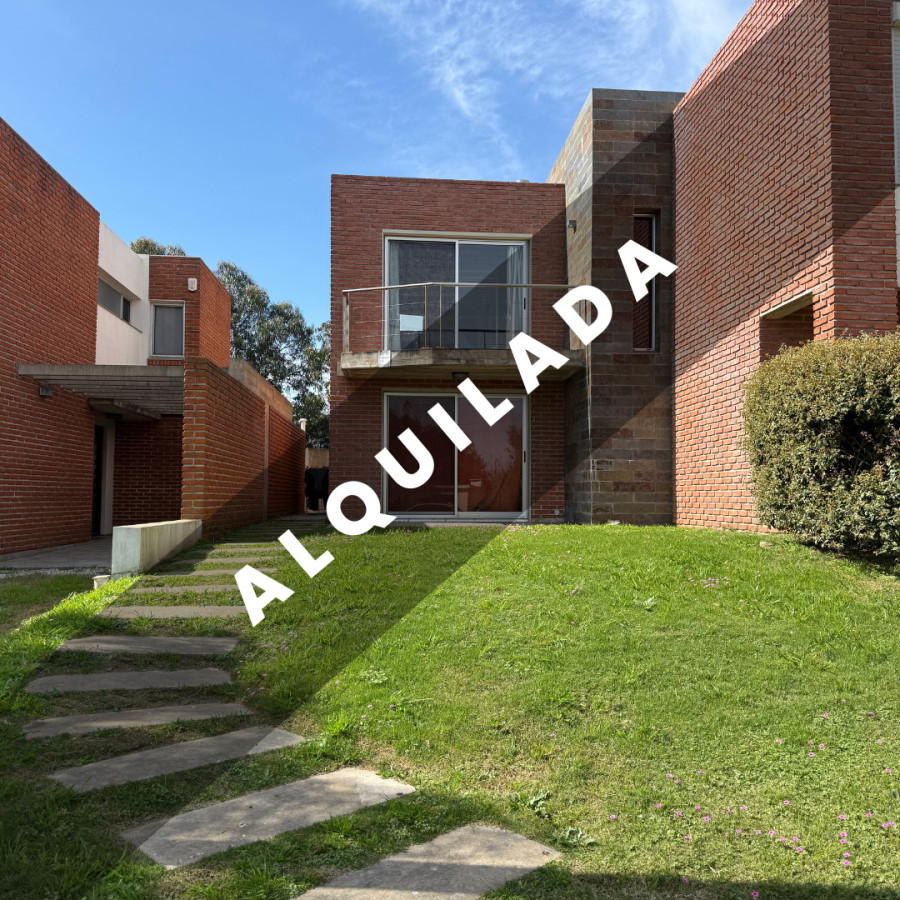 Casa en alquiler anual Piriapolis Portales