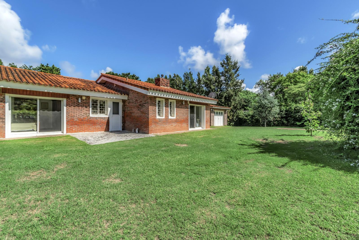 Casa en Venta Solís 4 dormitorios 