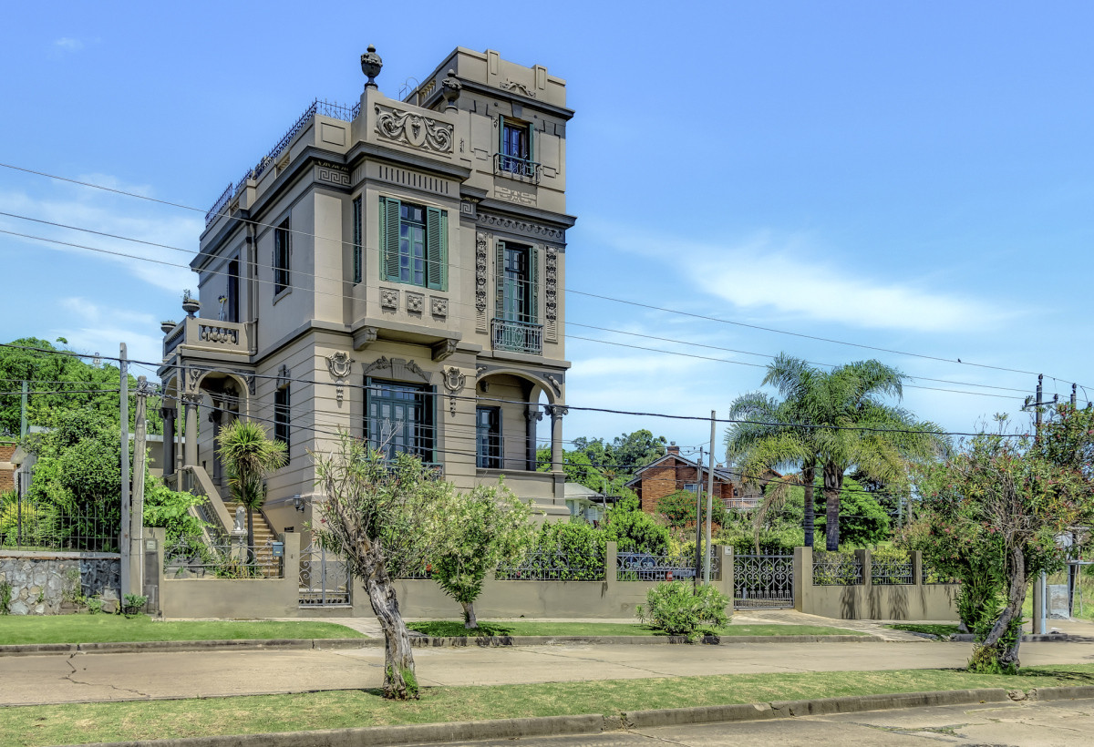 Casa En Venta 4 Dormitorios en Piriápolis 