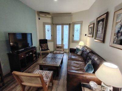 Venta apartamento 3 dormitorios 2 baños Montevideo Centro Sur.