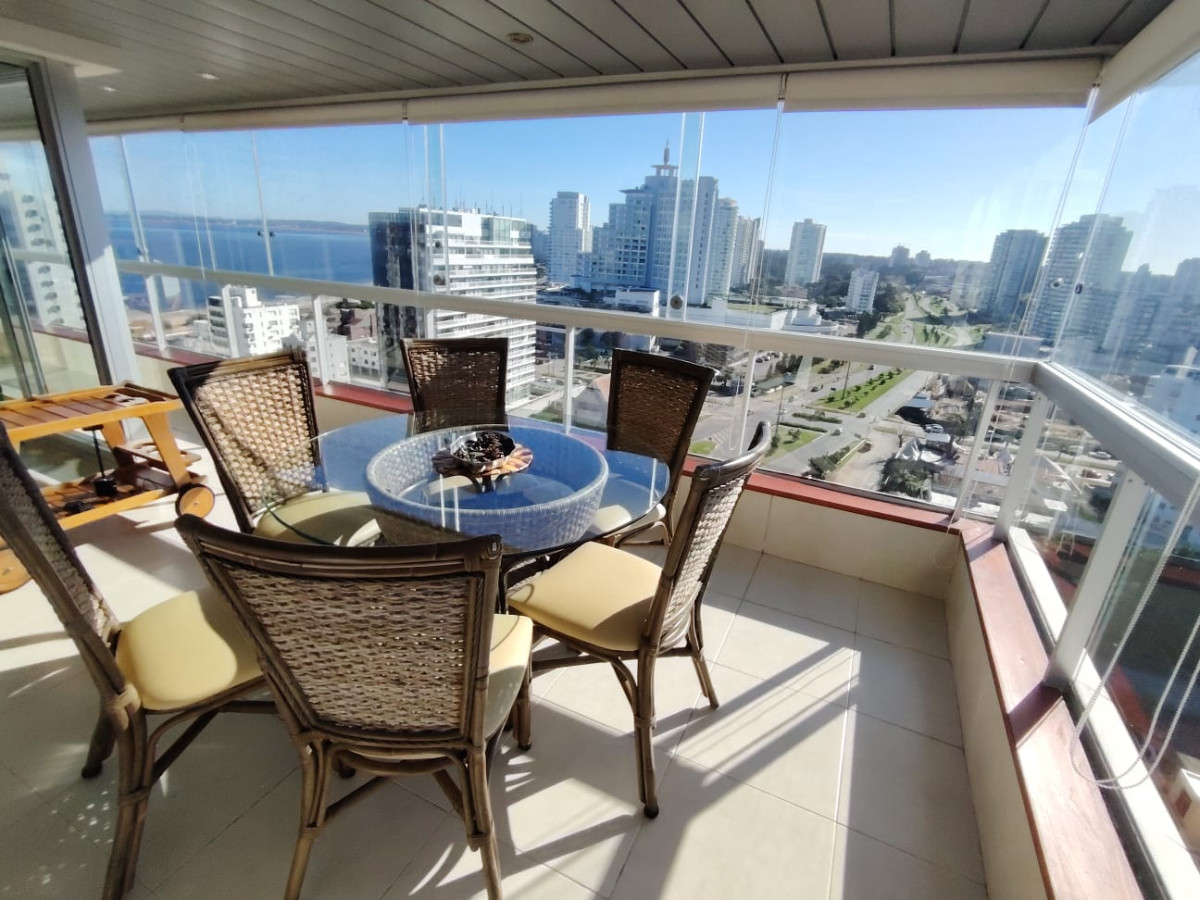 Alquiler temporal apartamento duplex 5 dormitorios Punta Del Este La Pastora