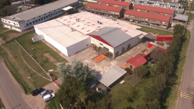 Venta de Planta Industrial, con cámaras de frio , laboratorio y  oficinas.