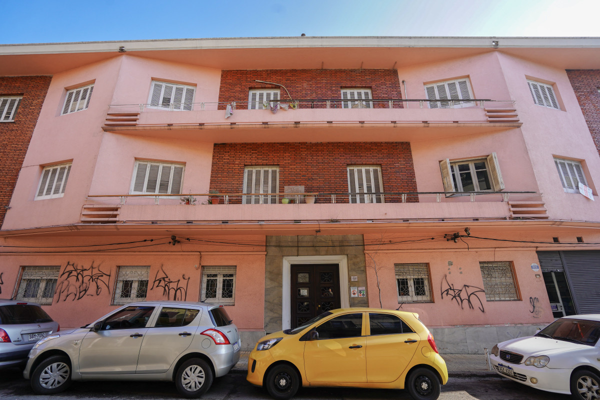 Venta Apartamento 2 Dormitorio Planta Baja, En Cordon 