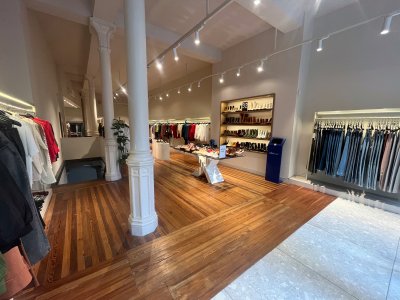 Alquiler Local En Peatonal Sarandi Ciudad Vieja