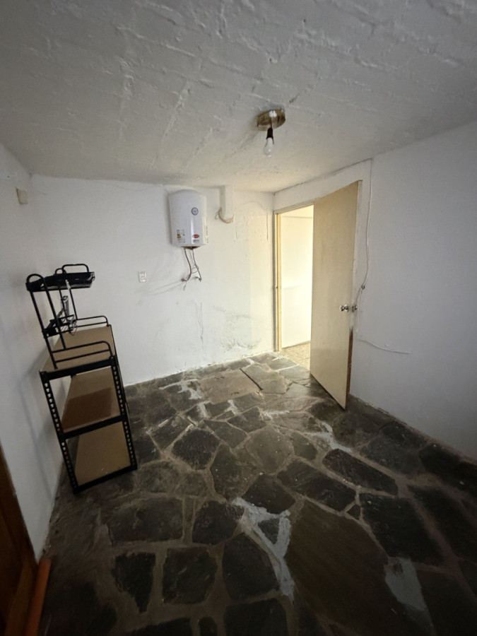 Casa - Maldonado, Sin Clasificar - Alquiler - $1.800 - Imagen 12