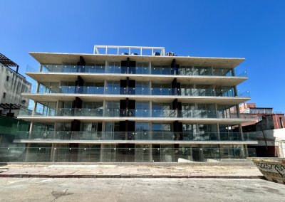 VENTA DE APARTAMENTO A ESTRENAR DE 1 DORMITORIO, PENINSULA PUNTA DEL ESTE 