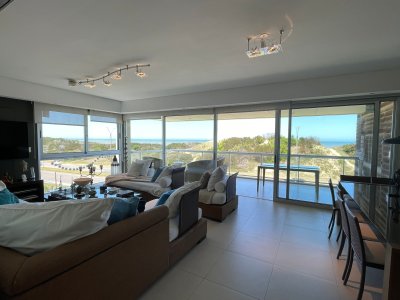 VENTA APARTAMENTO 4 DORMITORIOS 4 SUITES EDIFICIO BRAVA 28 PLAYA BRAVA PUNTA DEL ESTE