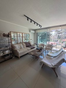 Venta apartamento de 2 dormitorios y 2 baños en Roosevlt