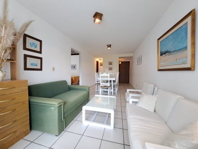 VENTA APARTAMENTO 2 DORMITORIOS 2 BAÑOS AIDY GRILL PUNTA DEL ESTE
