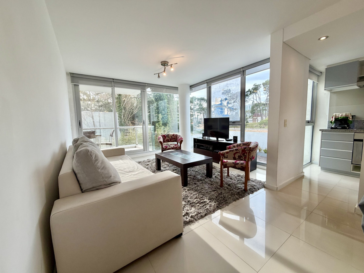 Venta apartamento 2 dormitorios y 2 baños Be Punta 
