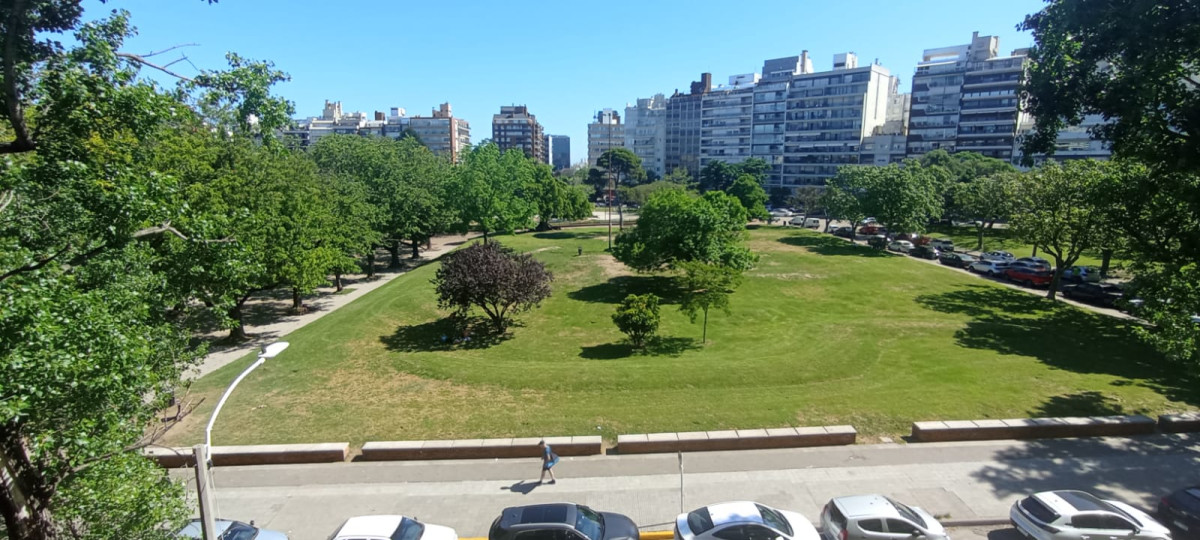 Excelente punto! A pasos de la Rambla 