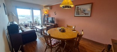 Apartamento sobre Br Artigas esquina San Martín