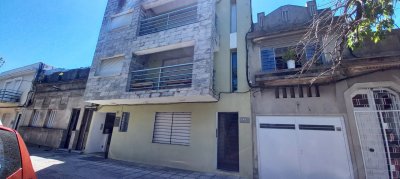Apto 1 dorm Requena y Colorado 