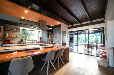 Venta de Casa 3 DORMITORIOS en Montoya, La Barra
