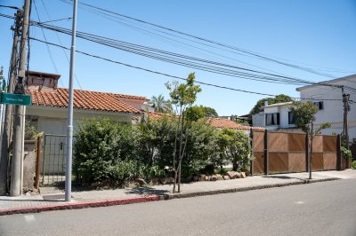 Venta de Casa reciclada 2 Dormitorios, Centro, Maldonado