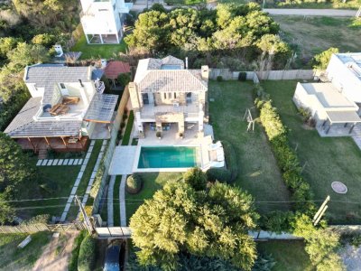 Casa en venta El Chorro 4 dormitorios