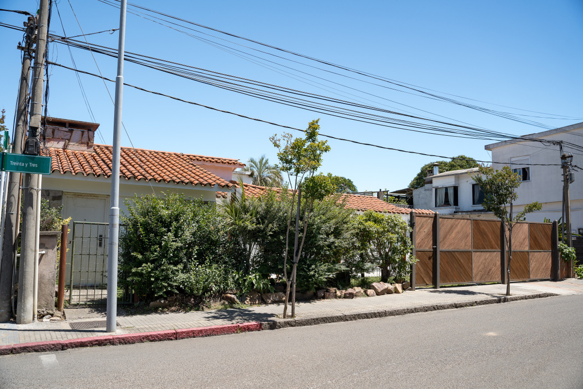 Venta de Casa reciclada 2 Dormitorios, Centro, Maldonado