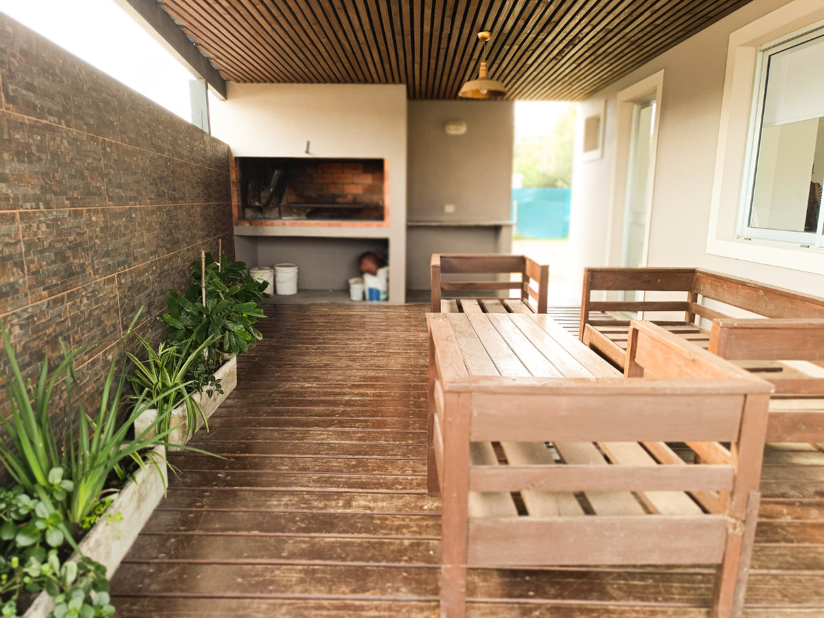 Casa Barrio 4h