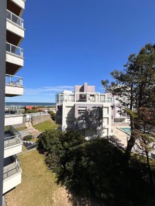 ALQUILER DE VERANO APTO DE DOS DORMITORIOS EN PLAYA BRAVA 