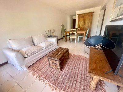 Muy lindo apartamento en la Barra 2 dormitorios 