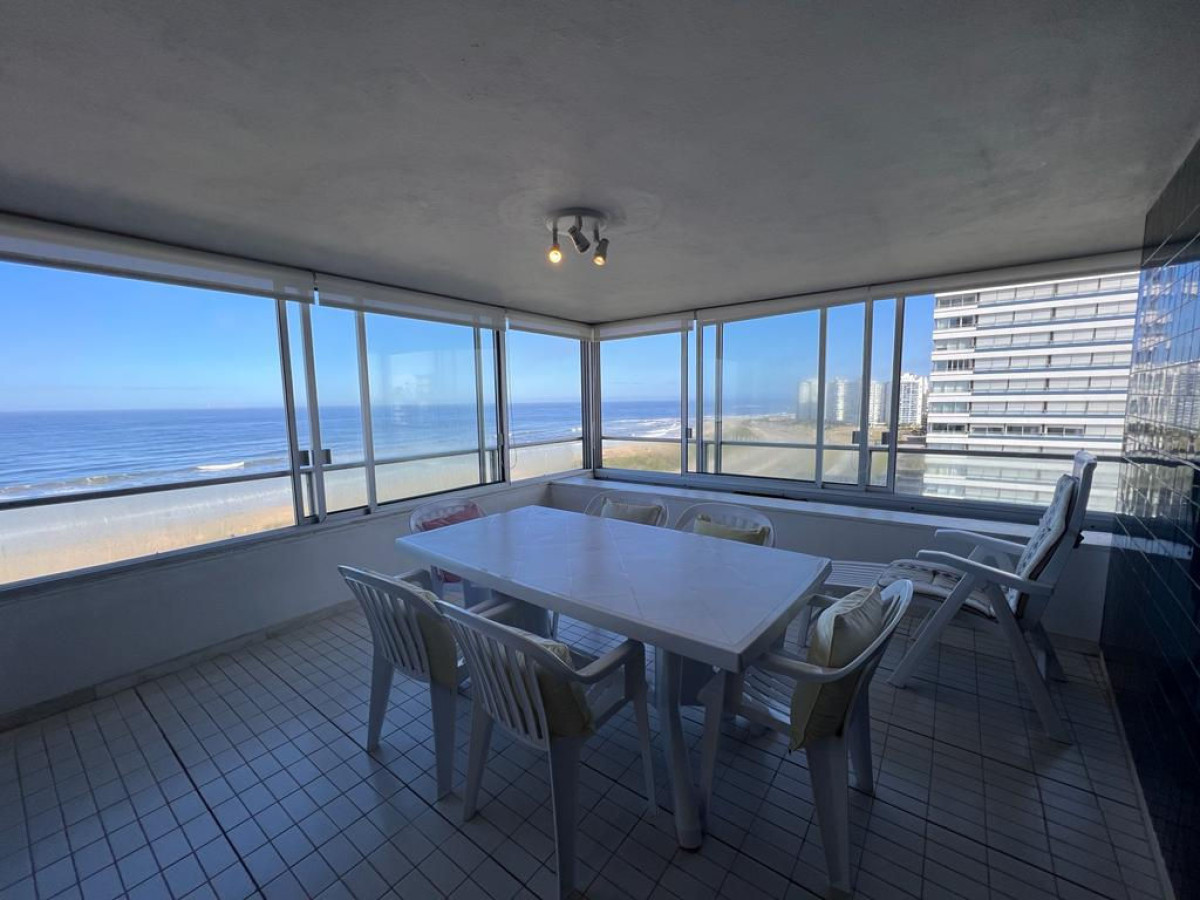 Departamento - Playa Brava