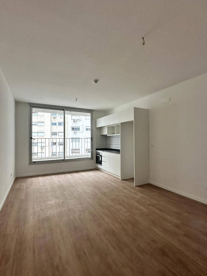 SE VENDE MONOAMBIENTE U$S 80.900 A ESTRENAR EN EL CENTRO DE MONTEVIDEO 