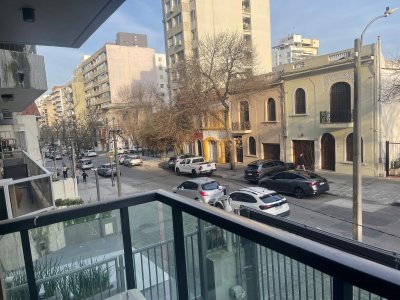 El apartamento que buscabas, iluminado,  excelente construcción. 