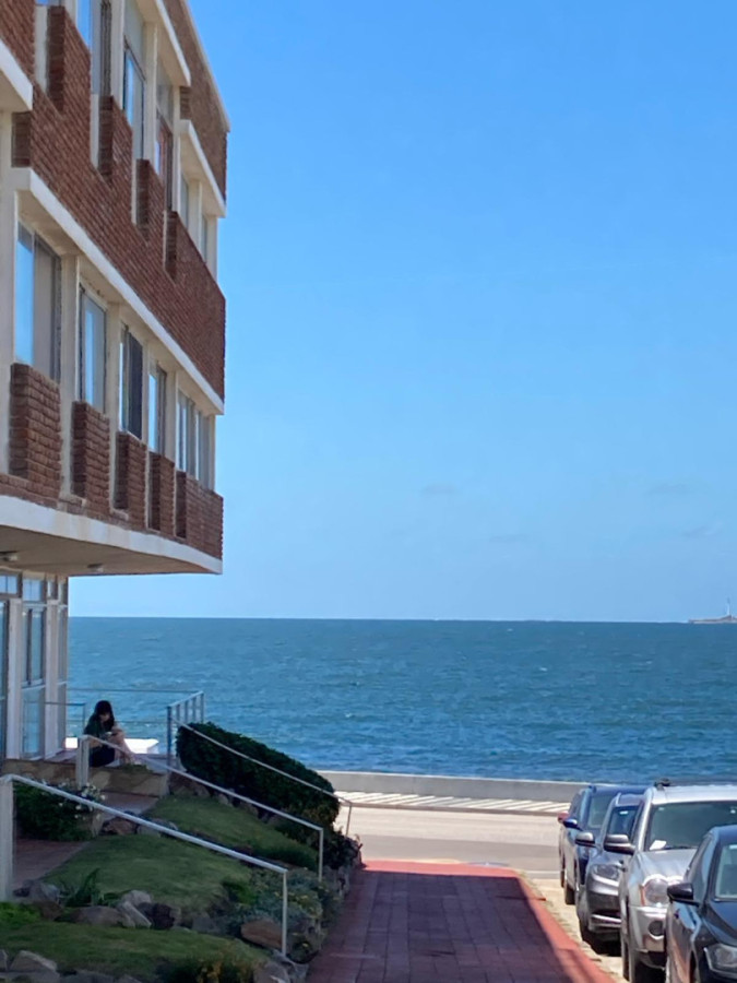 DEPARTAMENTO A PASOS DE LA PLAYA 