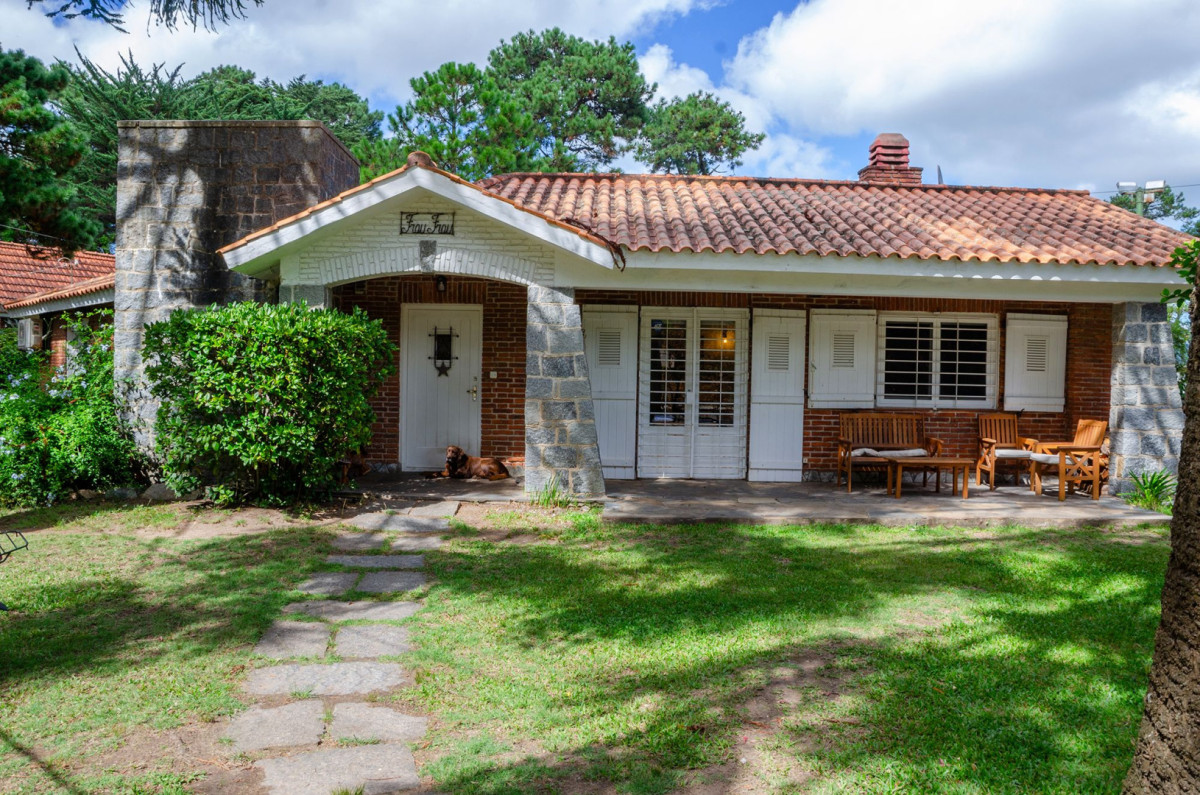CASA EN ALQUILER ANUAL 