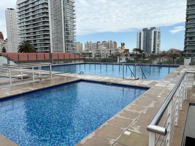 Apartamento en alquiler temporal en playa brava, Punta del Este