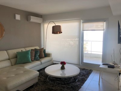 Apartamento en alquiler temporal y venta en Punta del Este 
