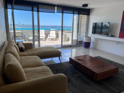 Se vende apartamento de 1 dormitorio en Syrah Vista , Punta Ballena .
