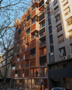 VENTA DE APARTAMENTO CON COCHERA VISTA A LA RAMBLA EN BARRIO SUR 