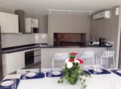 Venta espectacular apto en Torre Wind