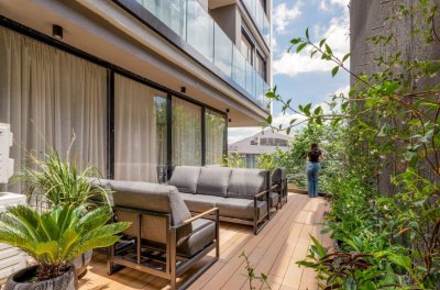 Apartamento de 2 dormitorios en Venta a metros de tres cruces 