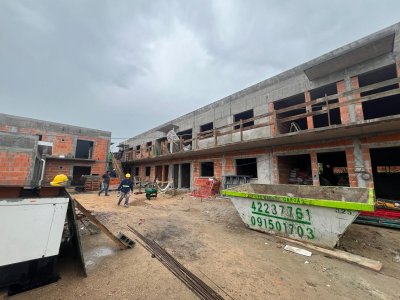 Venta en pozo espectacular desarrollo de apartamentos en Maldonado por ANV beneficios fiscales