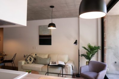 Apartamento totalmente amoblado en venta de 2 dormitorios 