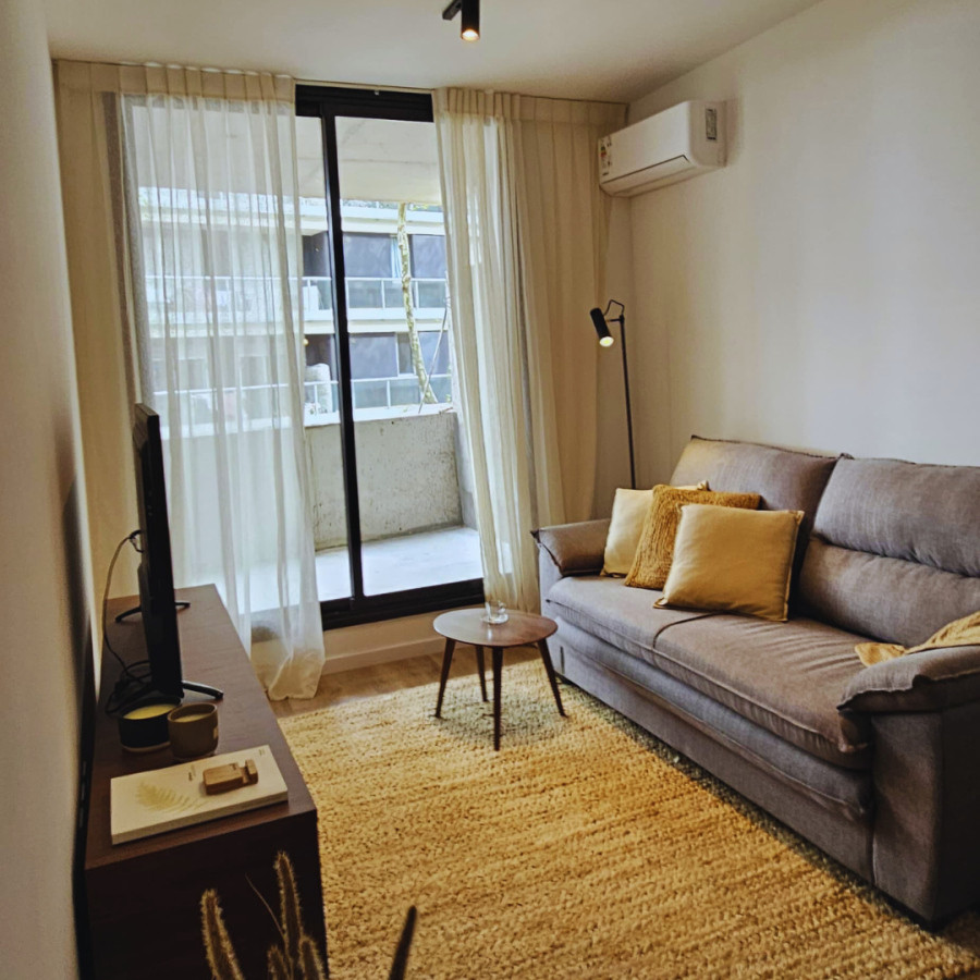 VENTA de Apartamento de UN DORMITORIO en Montevideo, Barrio Centro