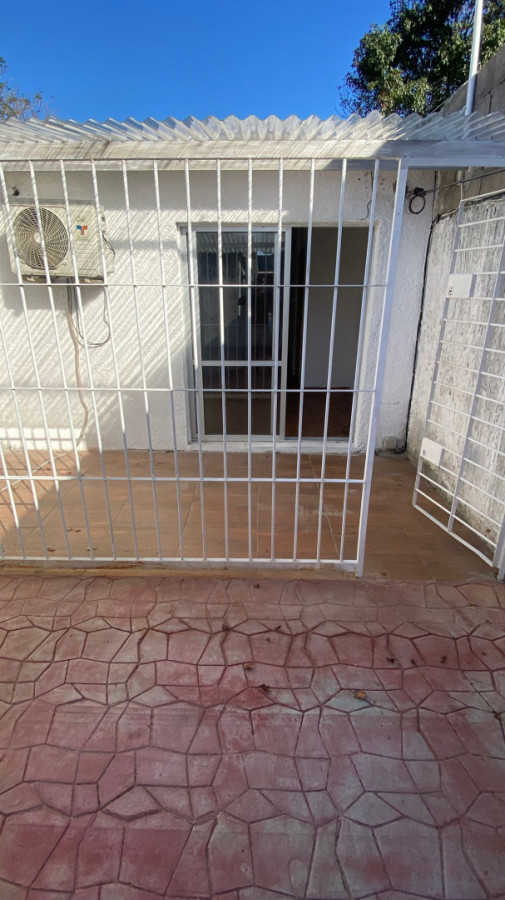 Alquiler 1 dormitorio en Las Toscas Sur a 2 cuadras de la playa